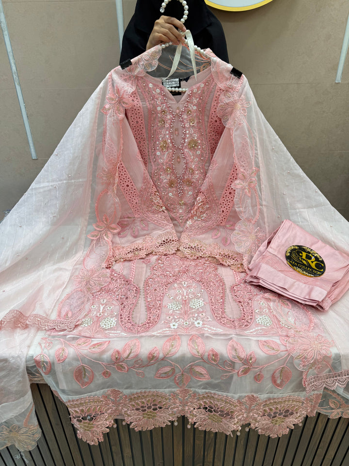 Premium cutwork suit 7014