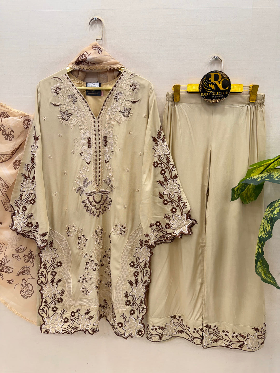 Embroided Pakistani suits