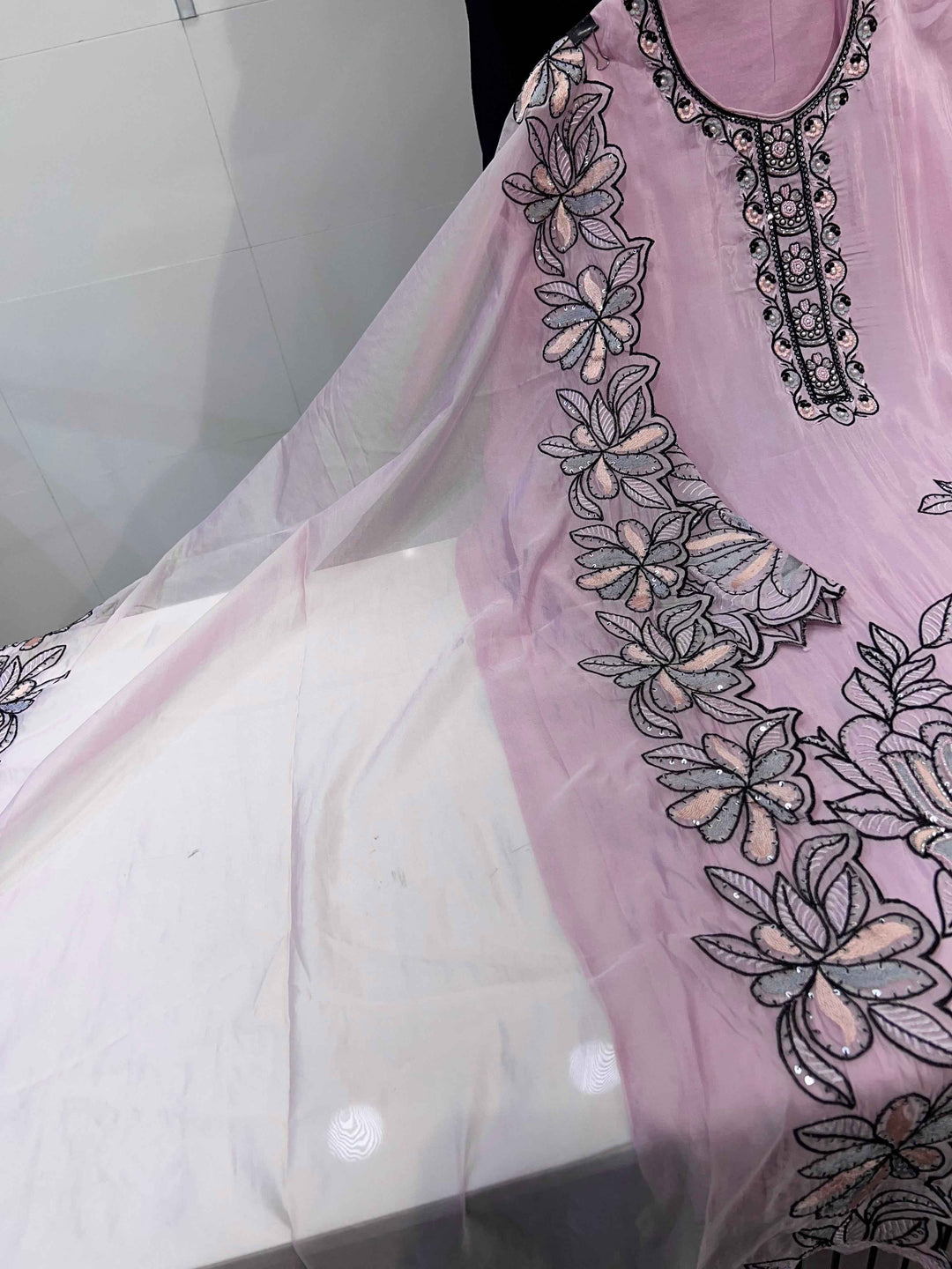 Pakistani Organza suit 5032