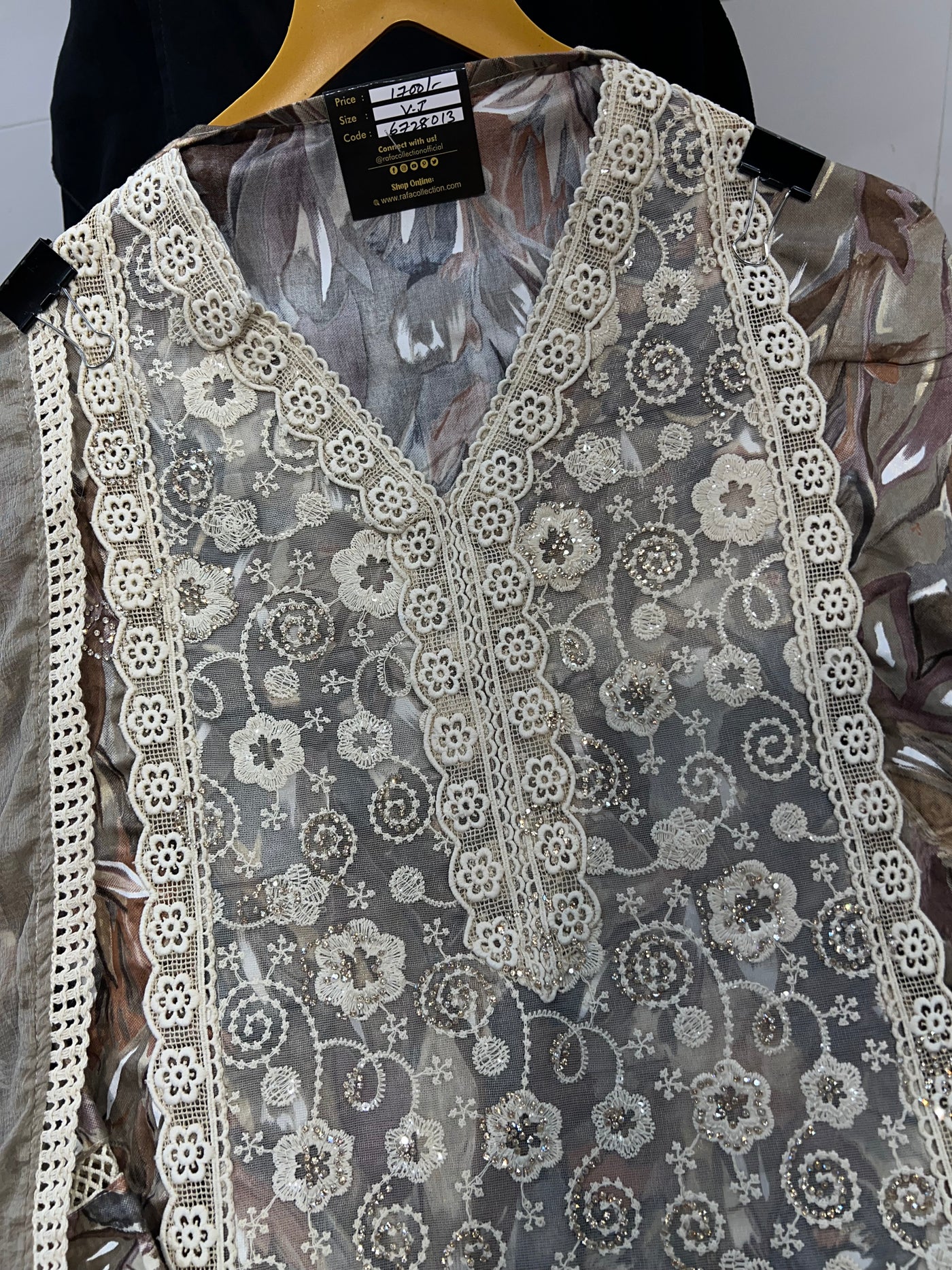 Cotton Handwork Suit 67280