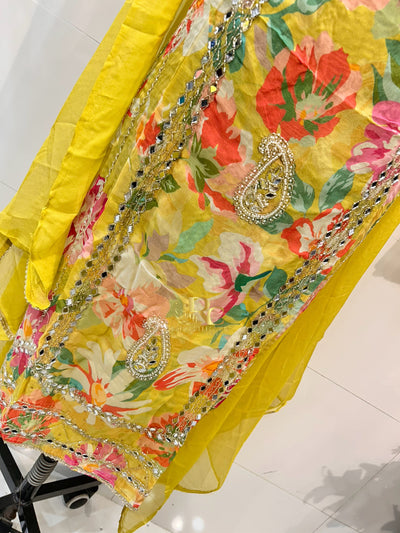 Handwork Suit 1739