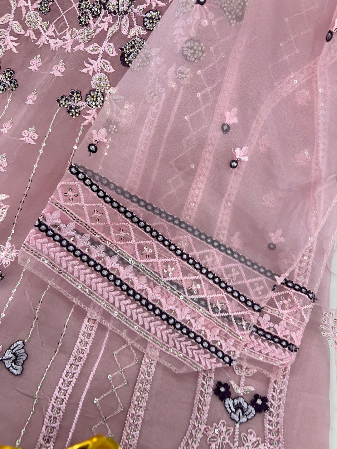 Pakistani unstitched suits 12968