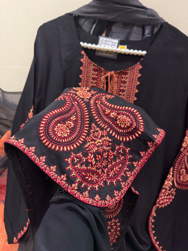 Pakistani Farshi Salwar suits