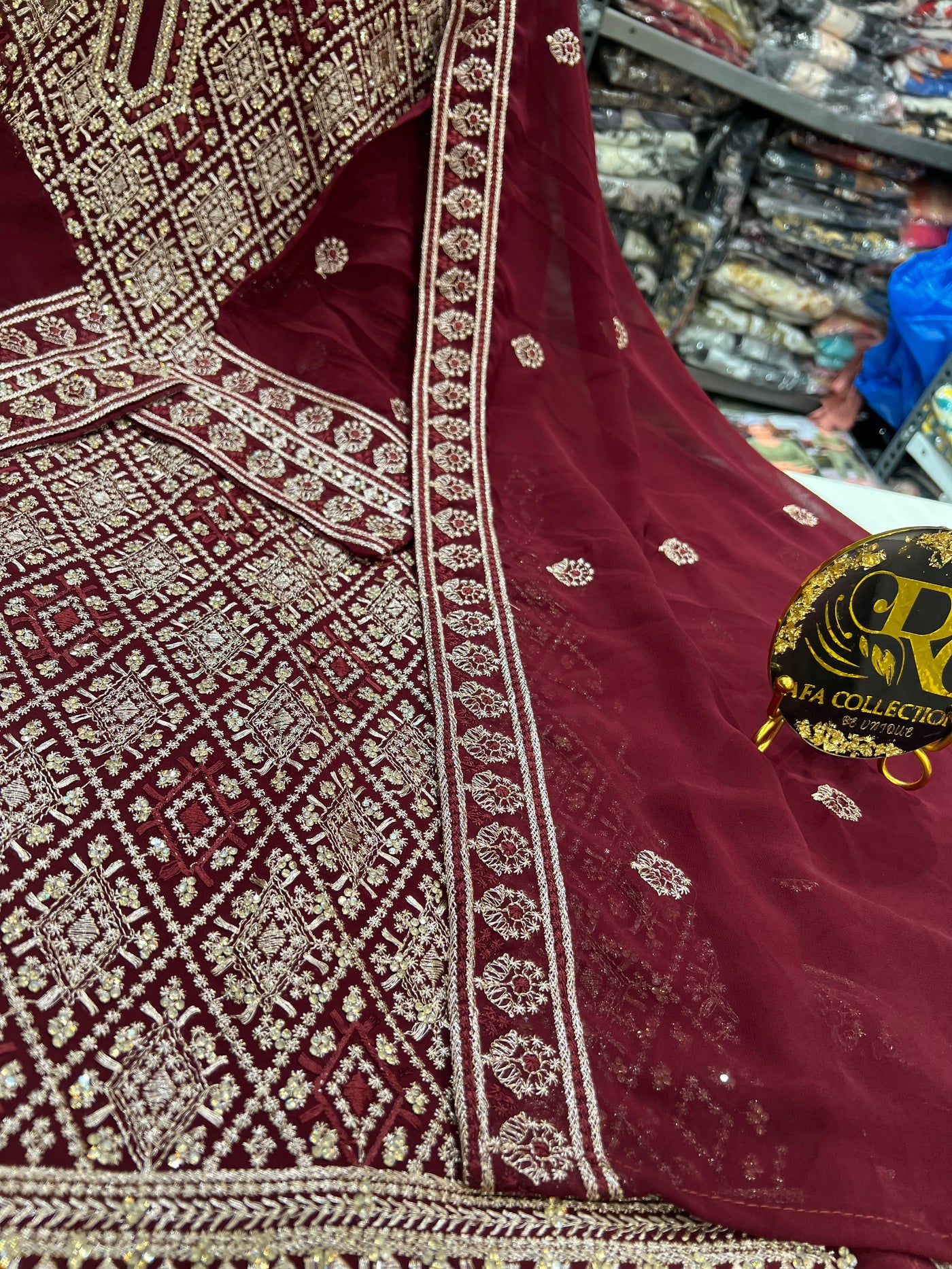 Traditional wedding attire 2819