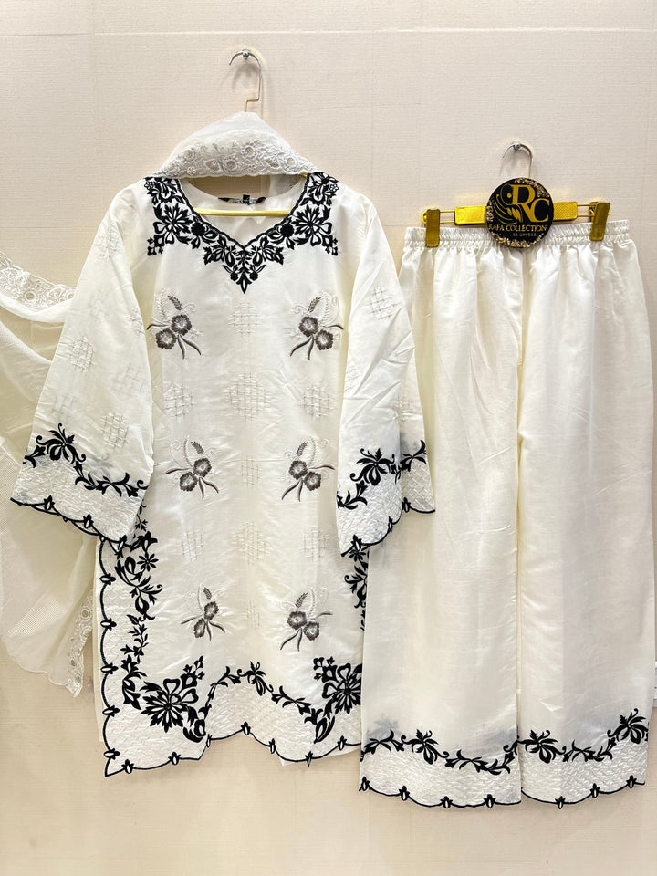 Pakistani embroidered suits