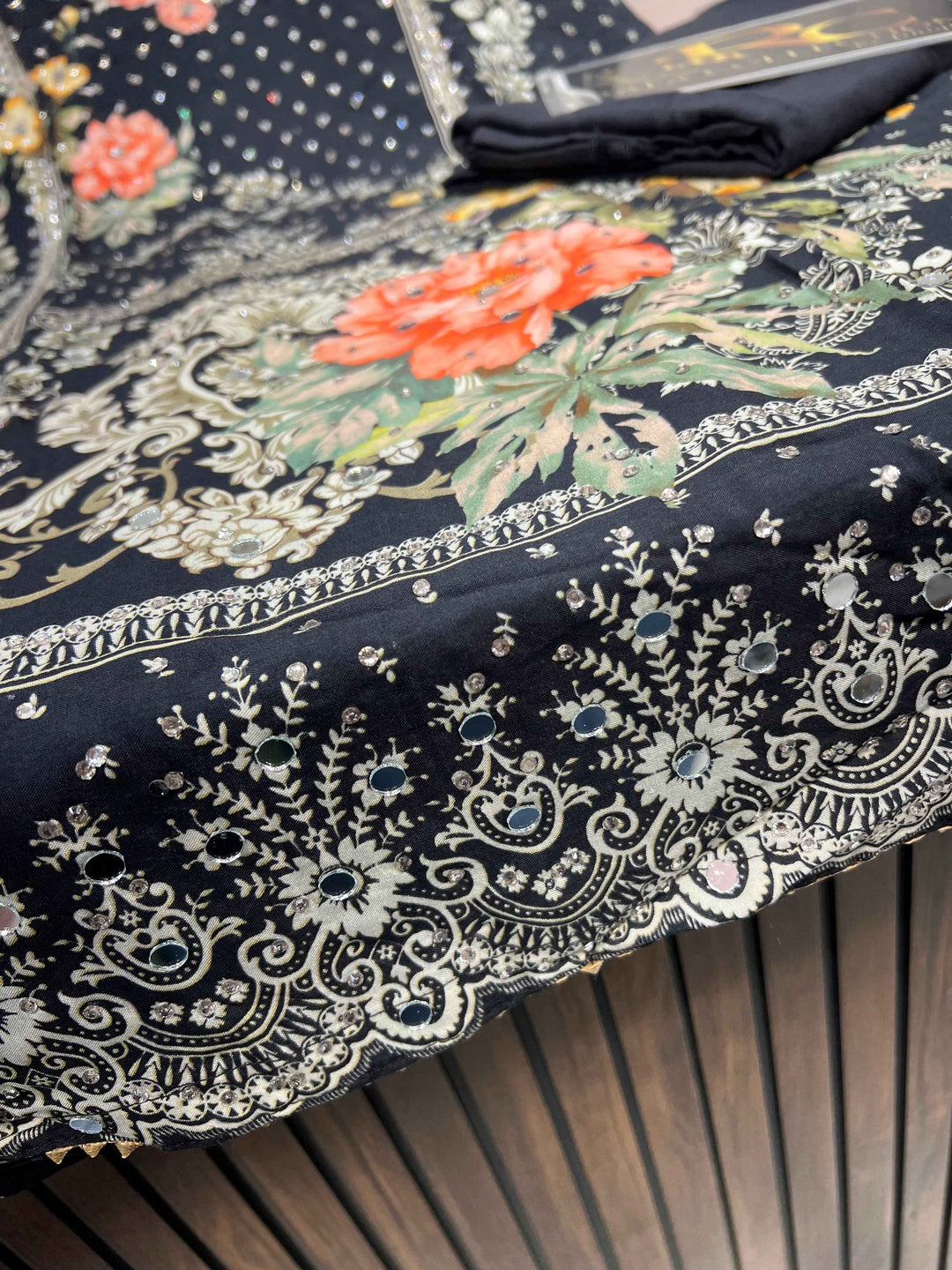 Pure Muslin Suit 1941