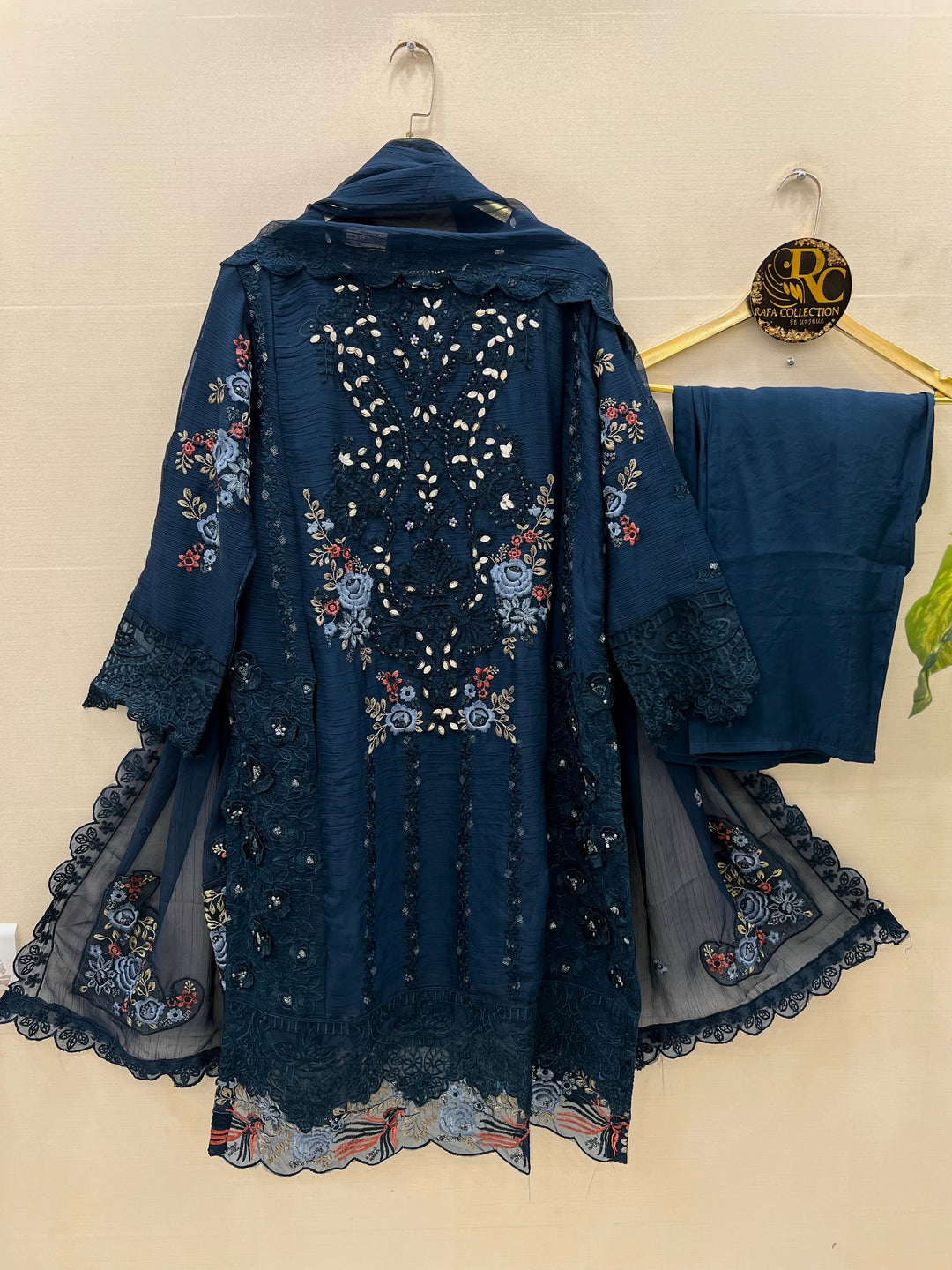 Pakistani Formals suits