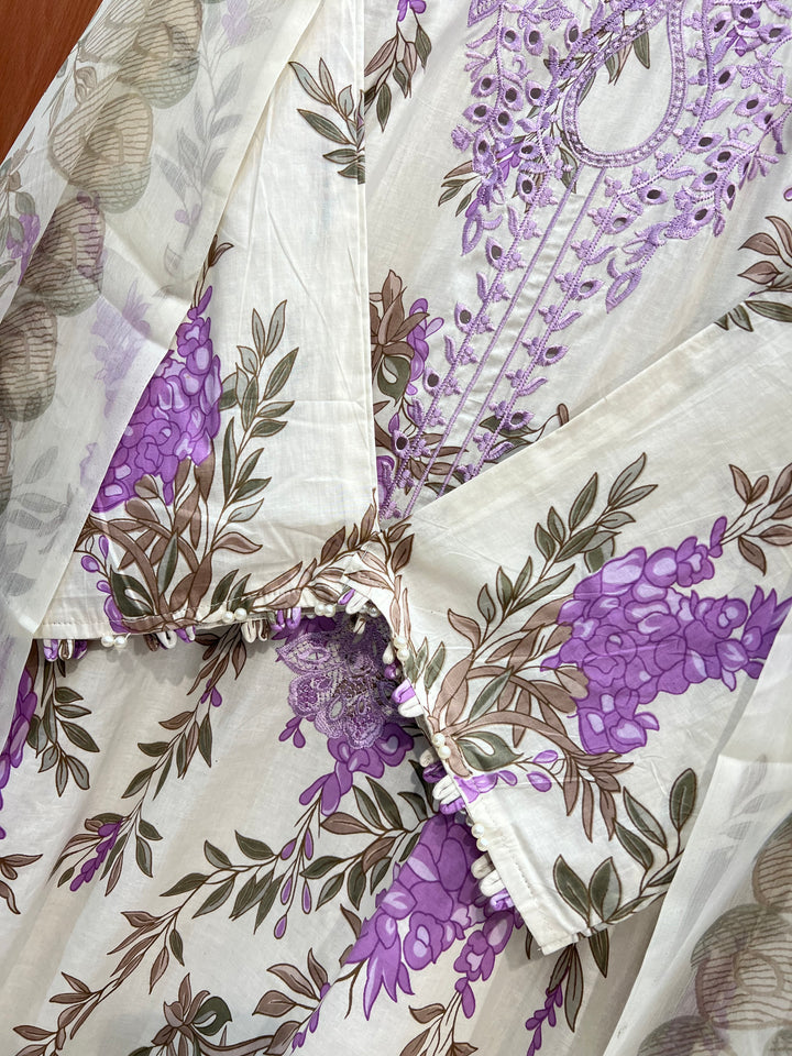 Pakistani embroided suits 2611