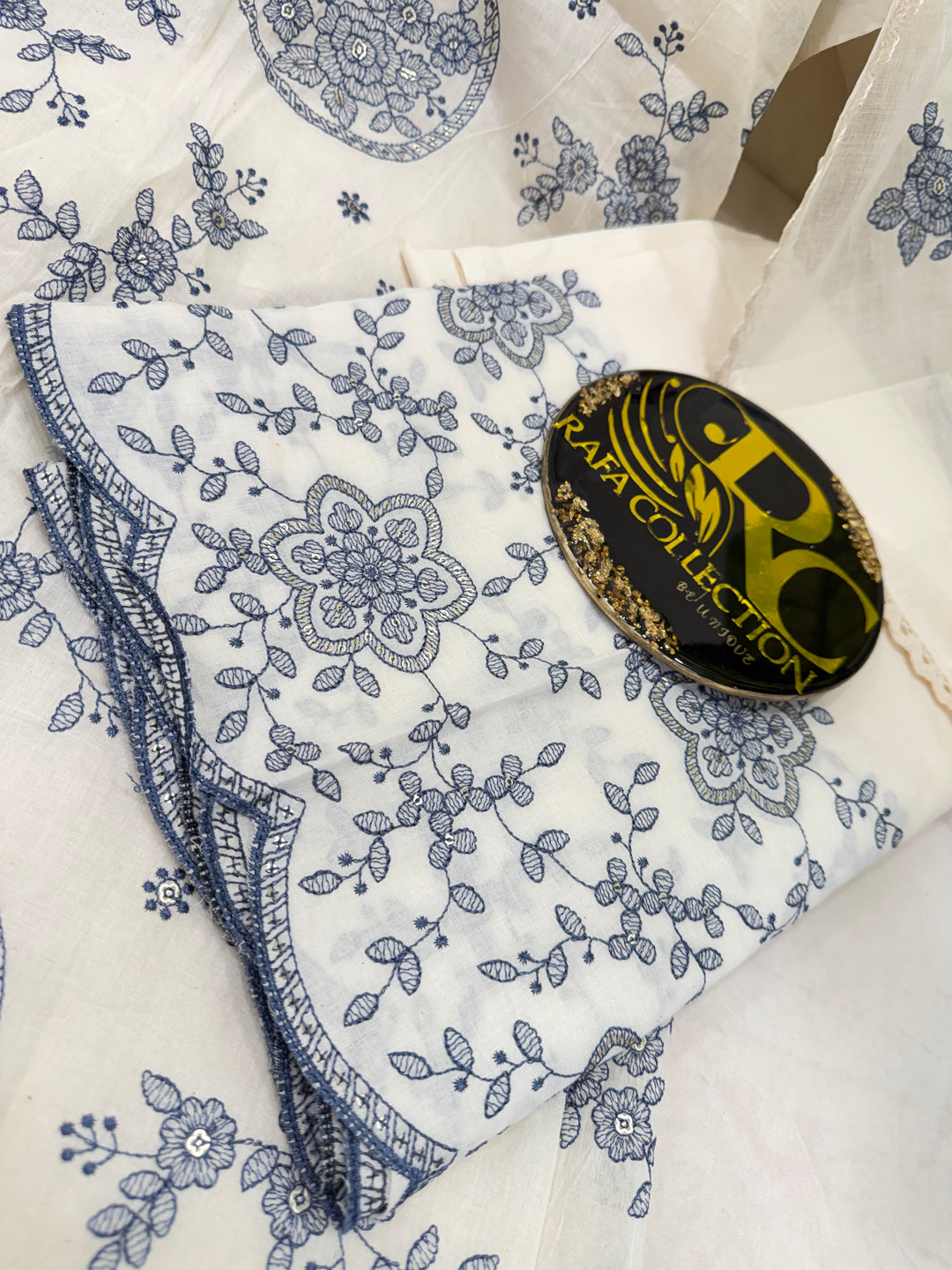 Cotton embroidery suits