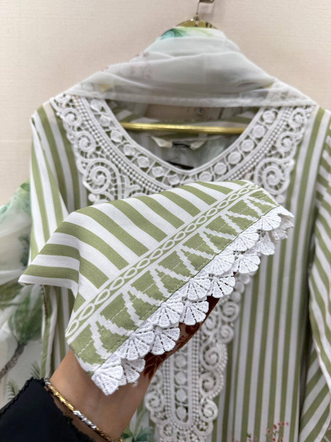 Pakistani Muslim suits