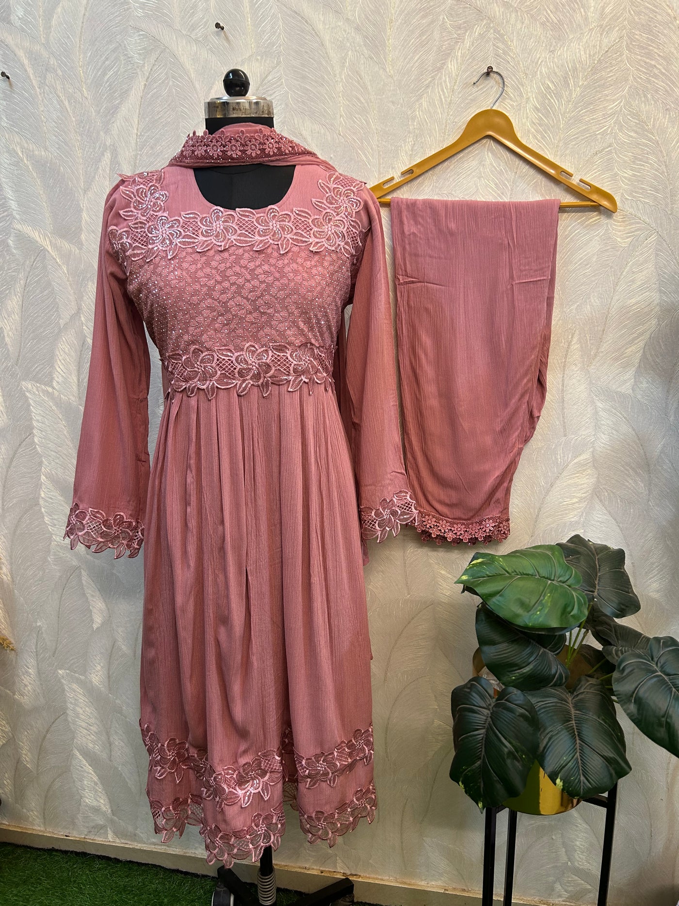 Crinkle peplum set 1139