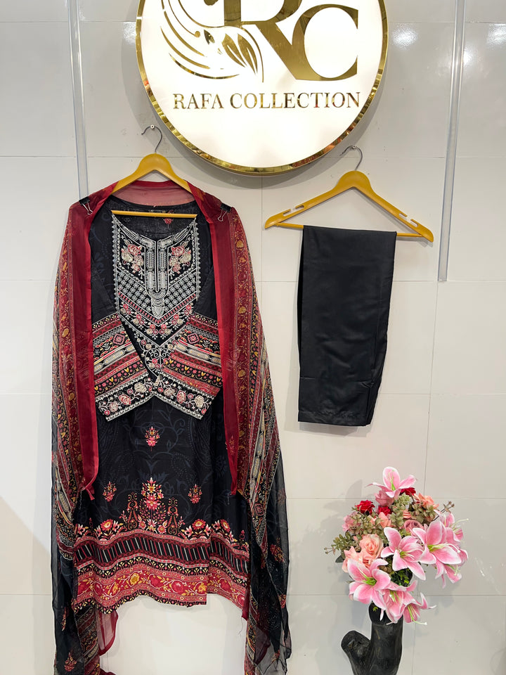 Pakistani suits 2386