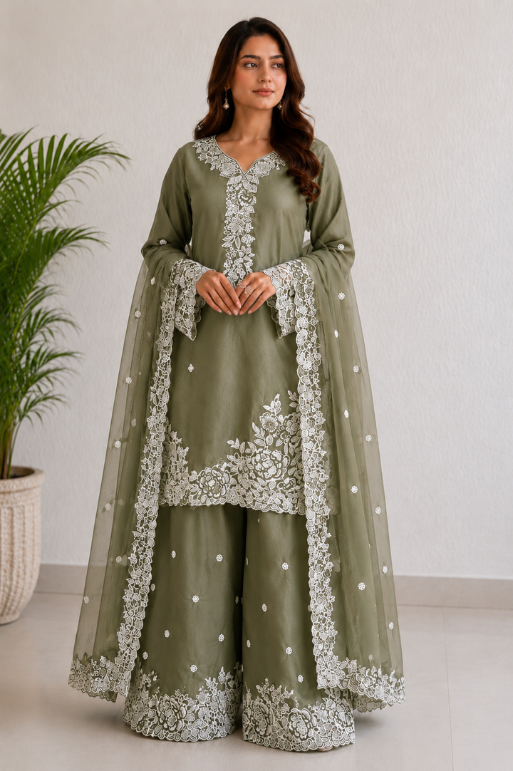Embroidered suits arrival 2991