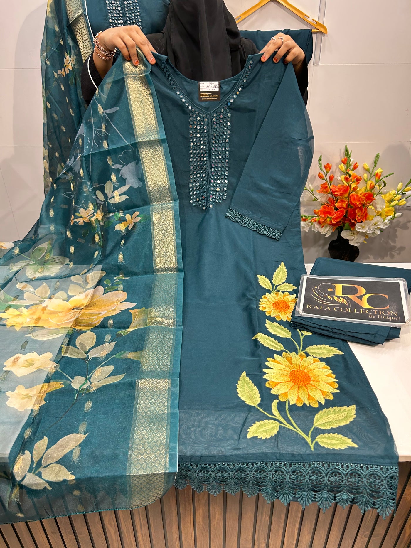 Organza Suit 1654
