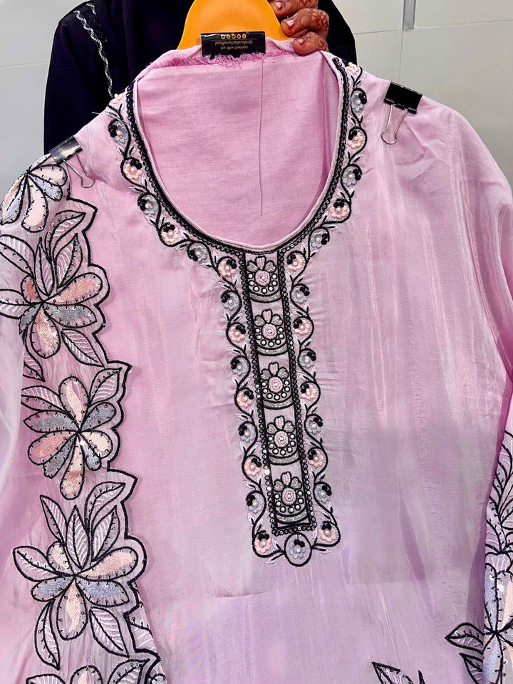 Pakistani Organza suit 5032