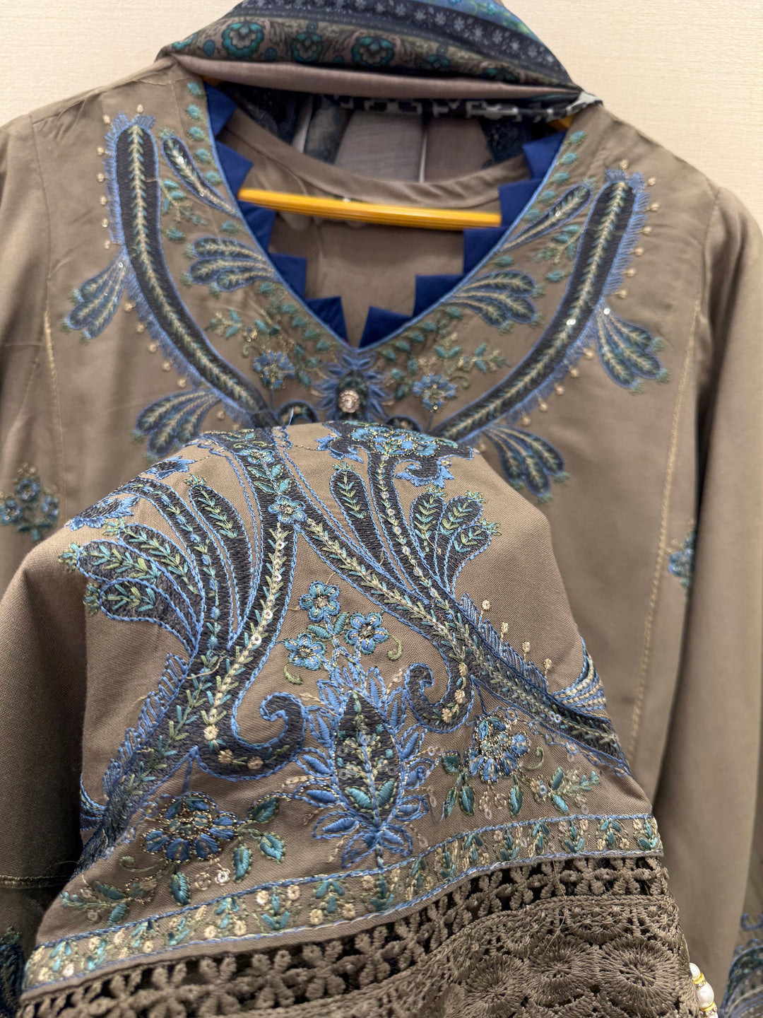 Embroided Pakistani suits