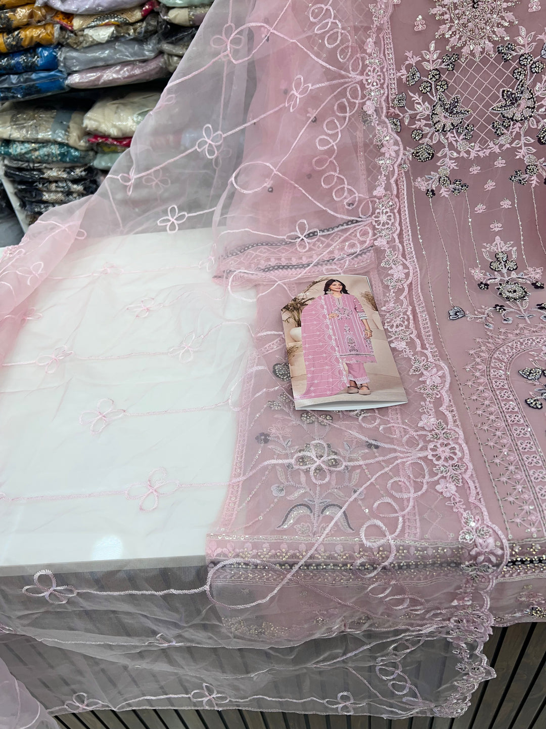 Pakistani unstitched suits 12968