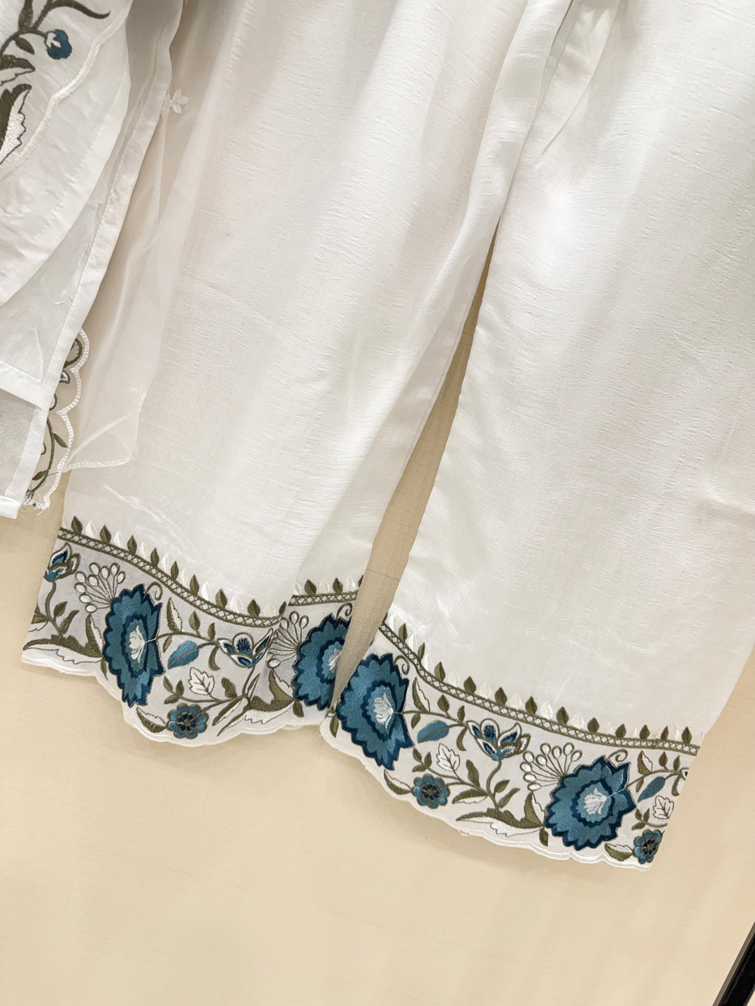 Pakistani formals 2665