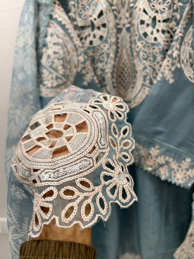 Premium cutwork suit 2668