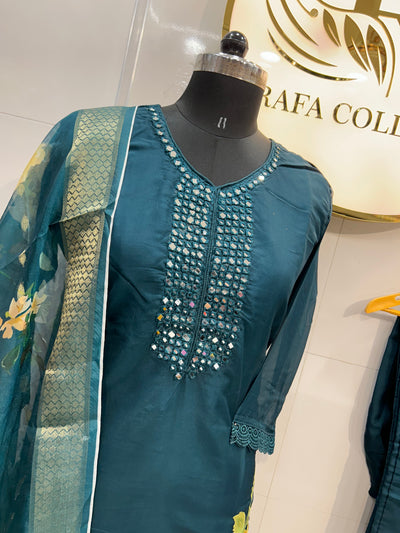Organza Suit 1654