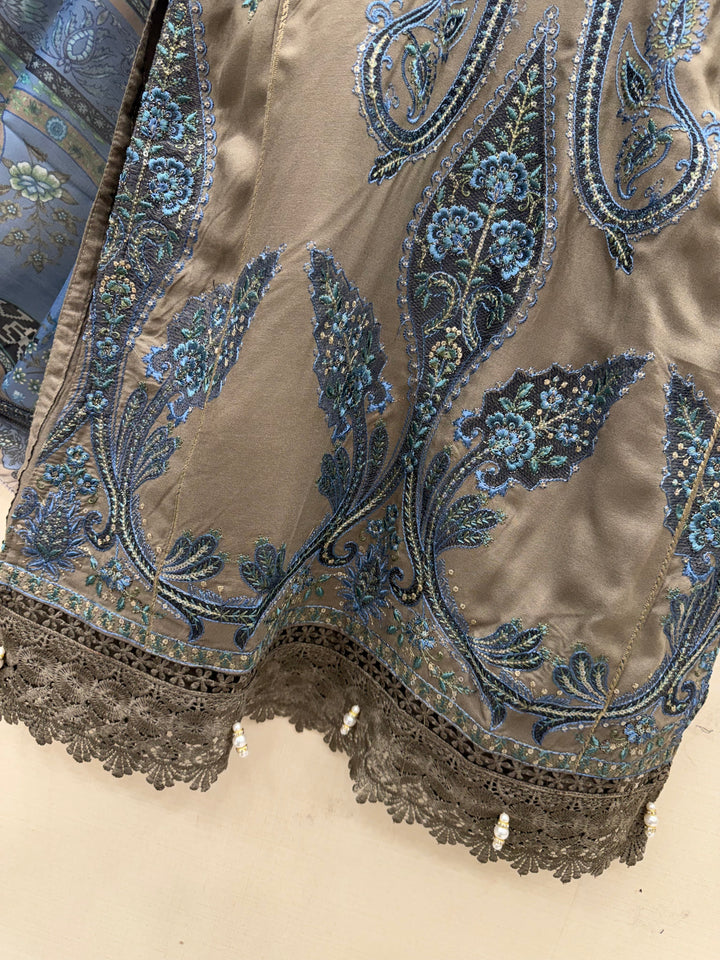 Embroided Pakistani suits
