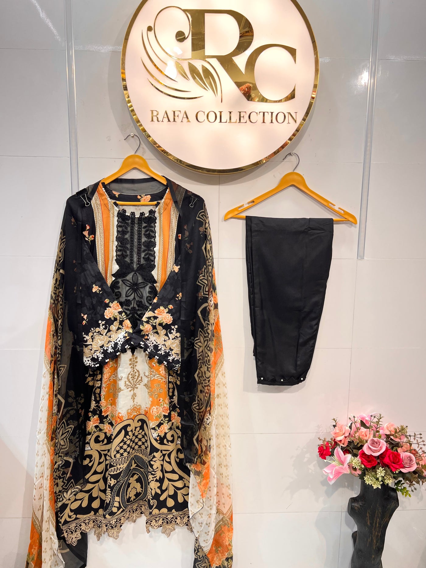 Pakistani suits 2517