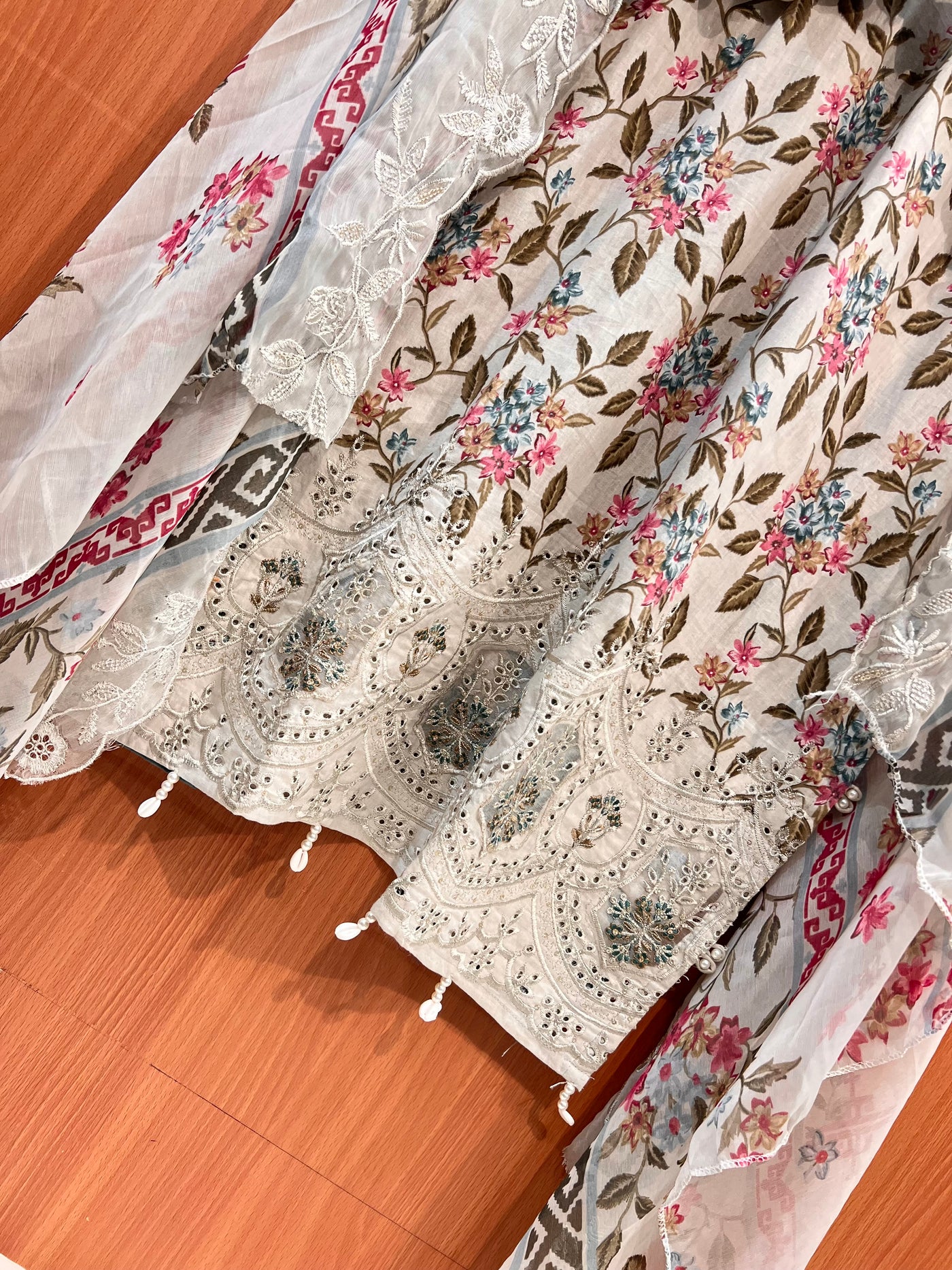 Pakistani formals 2558