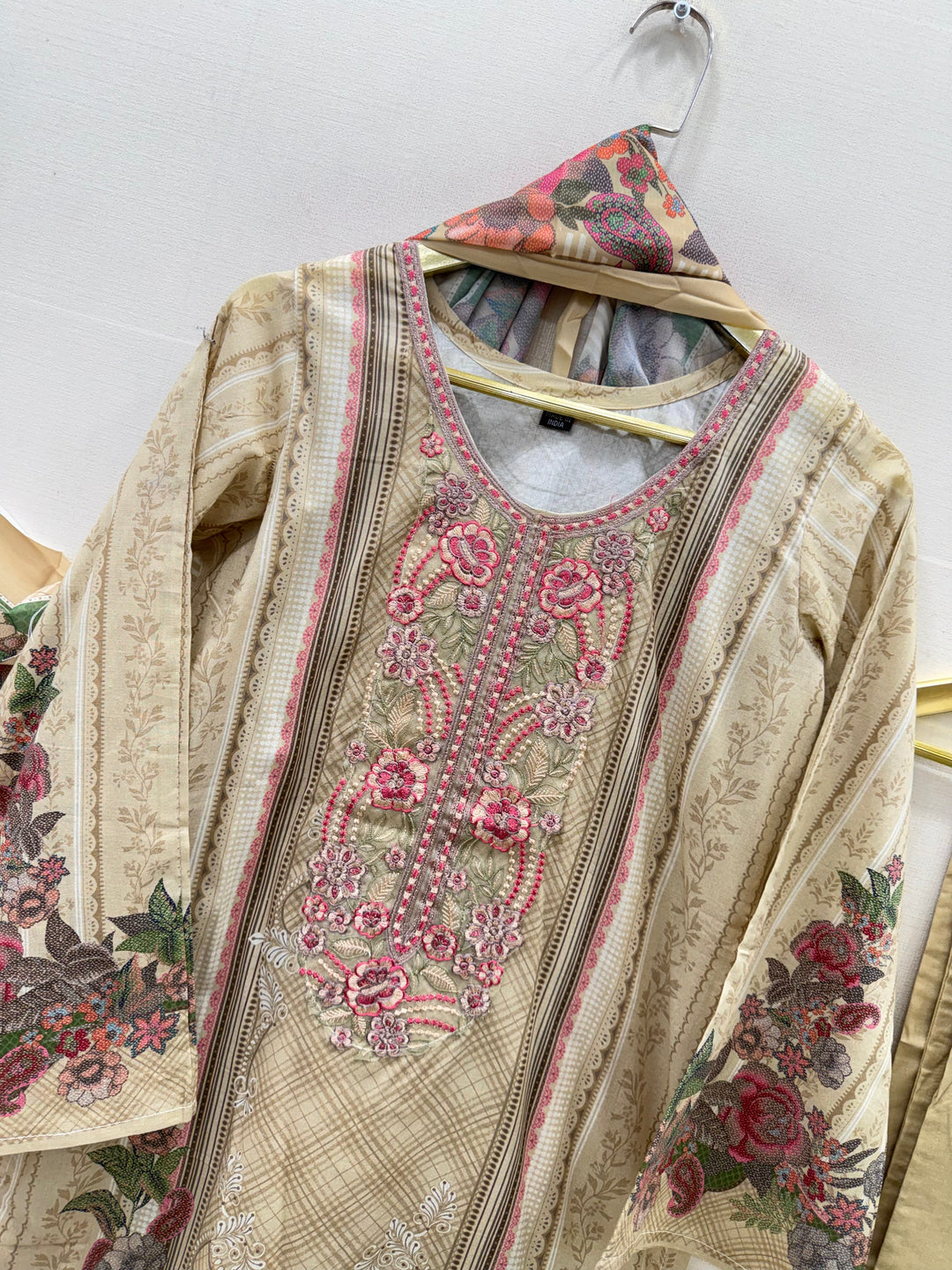 The hermitage cotton suits