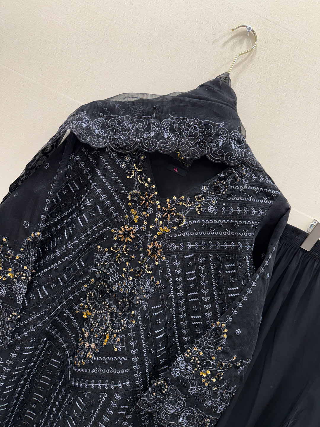 Handwork karachi suits