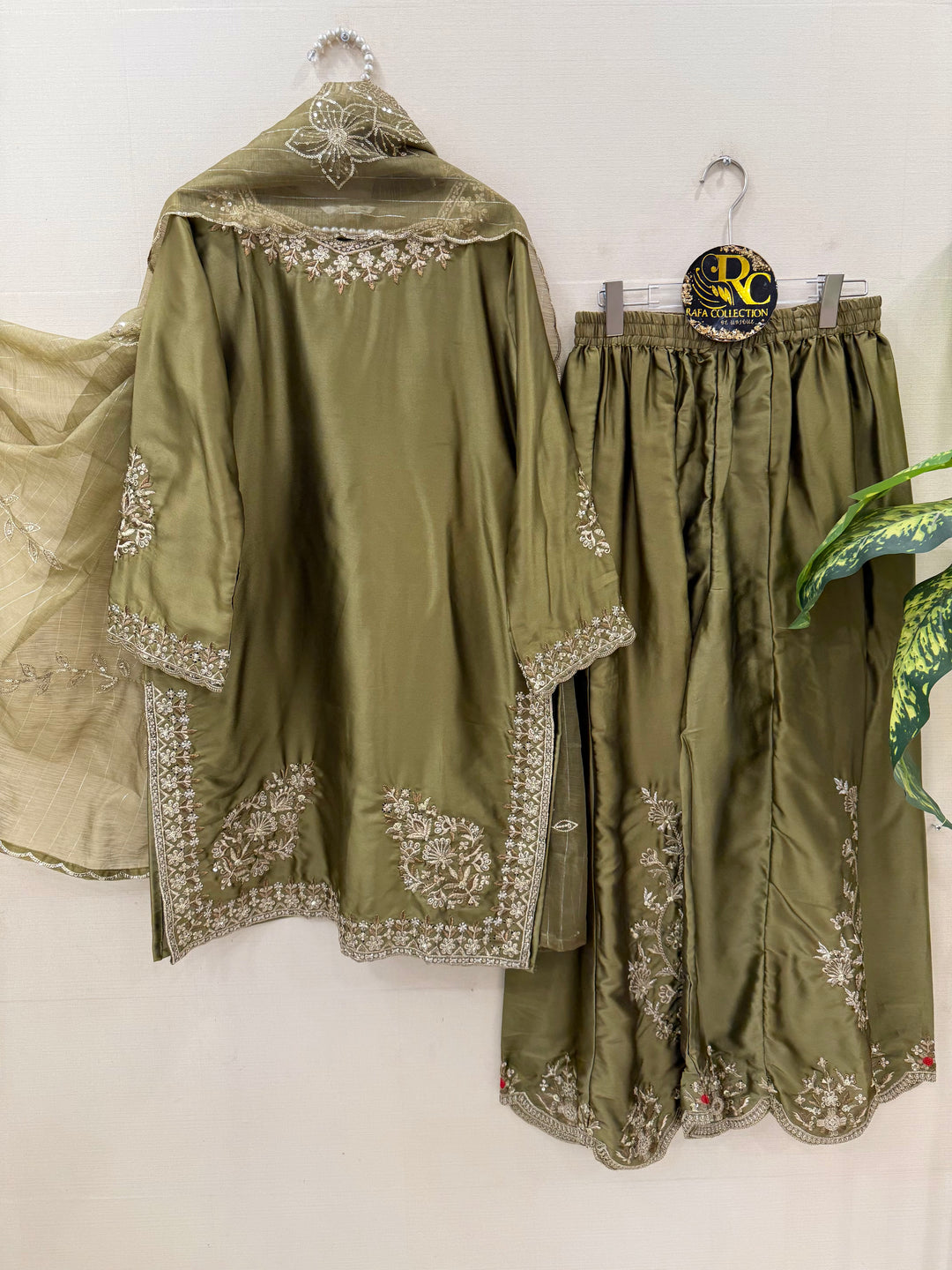 Pakistani plazzo ethnic suits for women