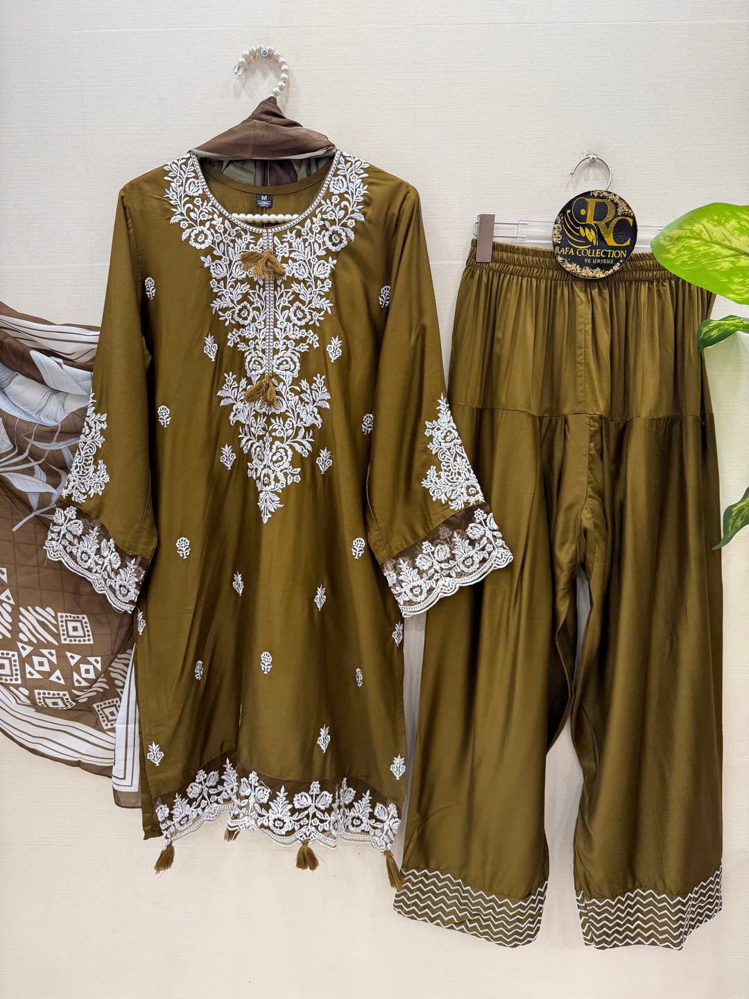 Pakistani Embroidered farshi suits