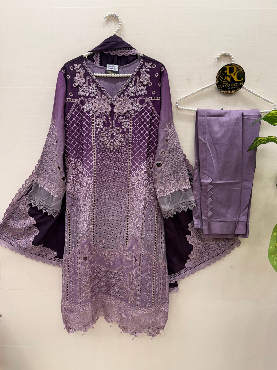 Pakistani heavy suits