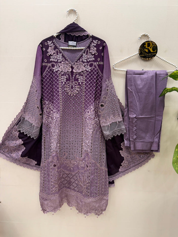 Pakistani heavy suits
