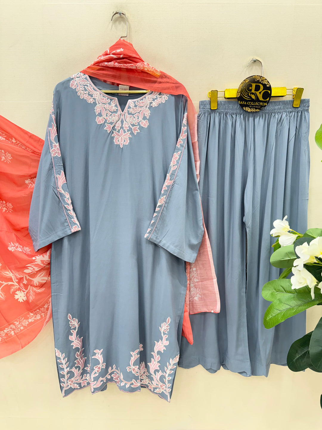 Pakistani Formal Suits