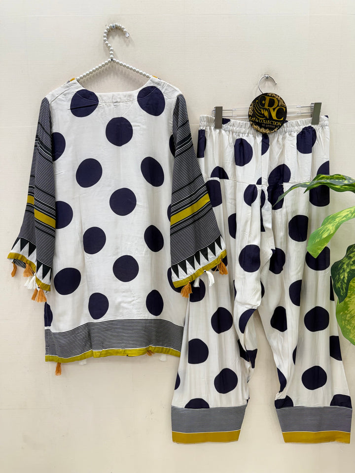 polka dot Pakistani Farshi suits
