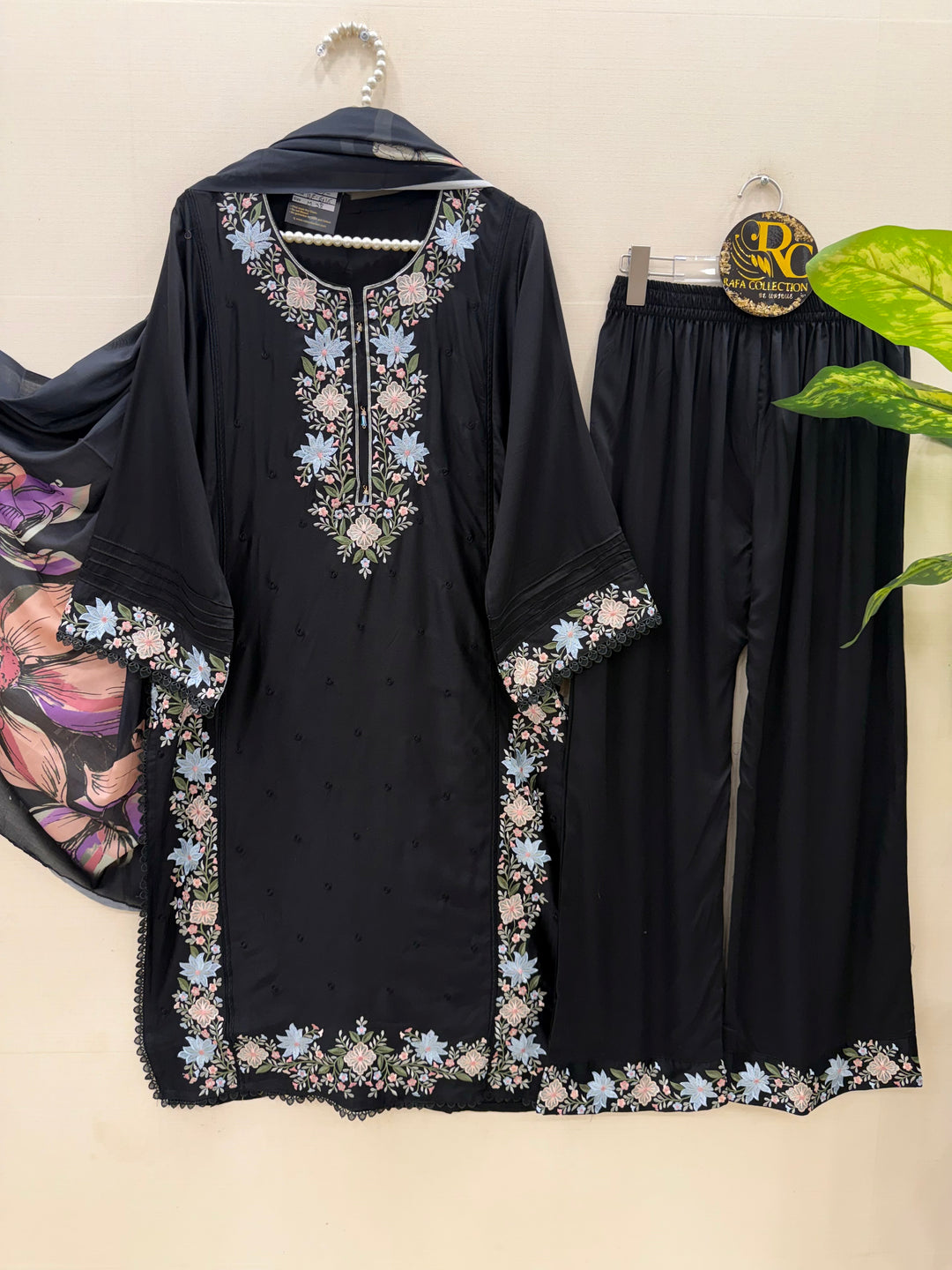 Pakistani Embroidered suits
