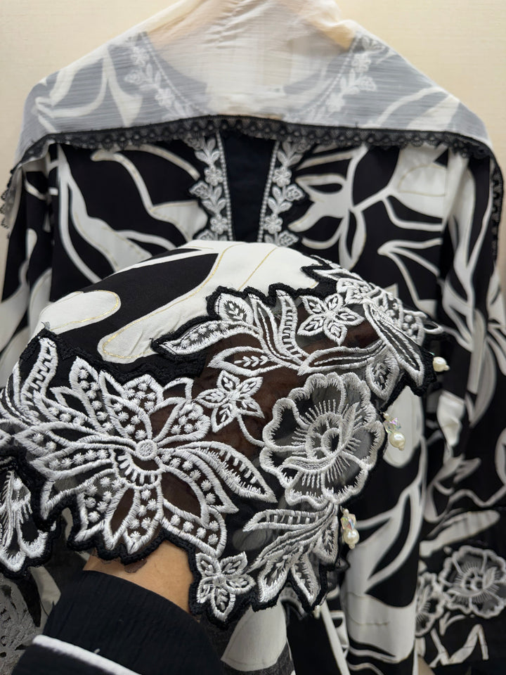 Pakistani cutwork suits 7056