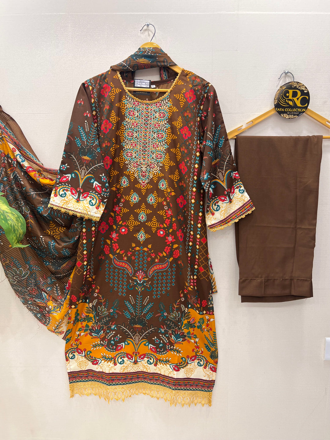 Cotton embroidered suits