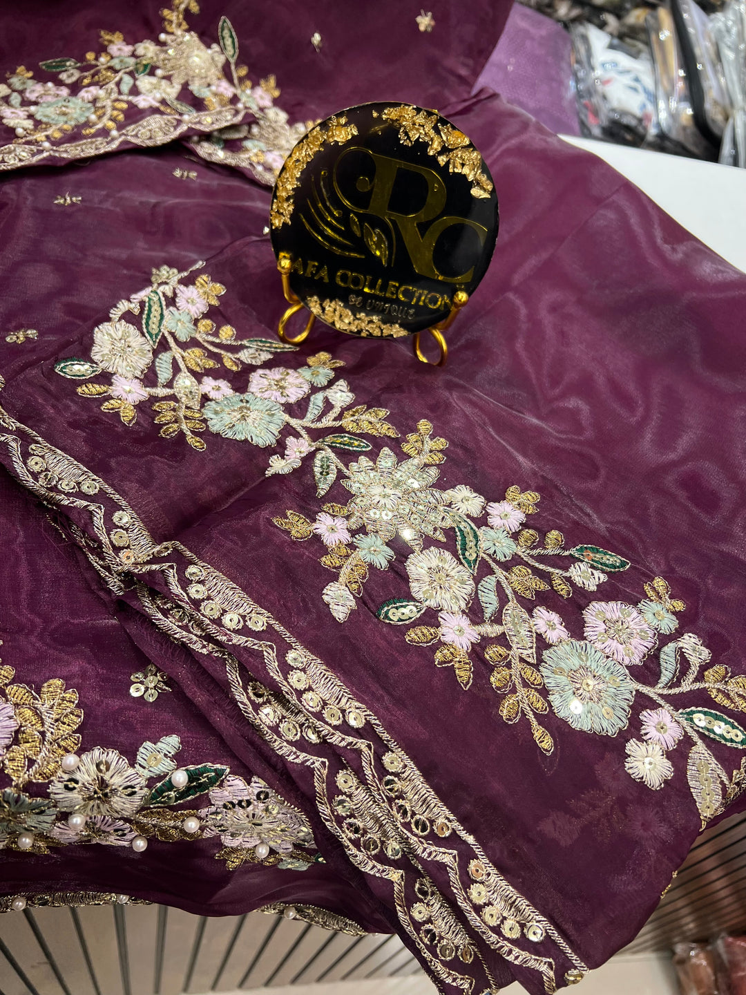 Viral Pakistani Suits 2782