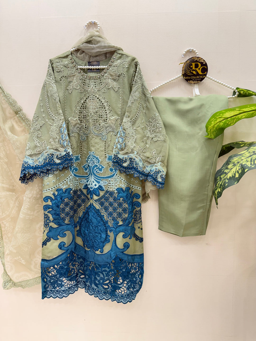 Pakistani viral cutwork suits 2961