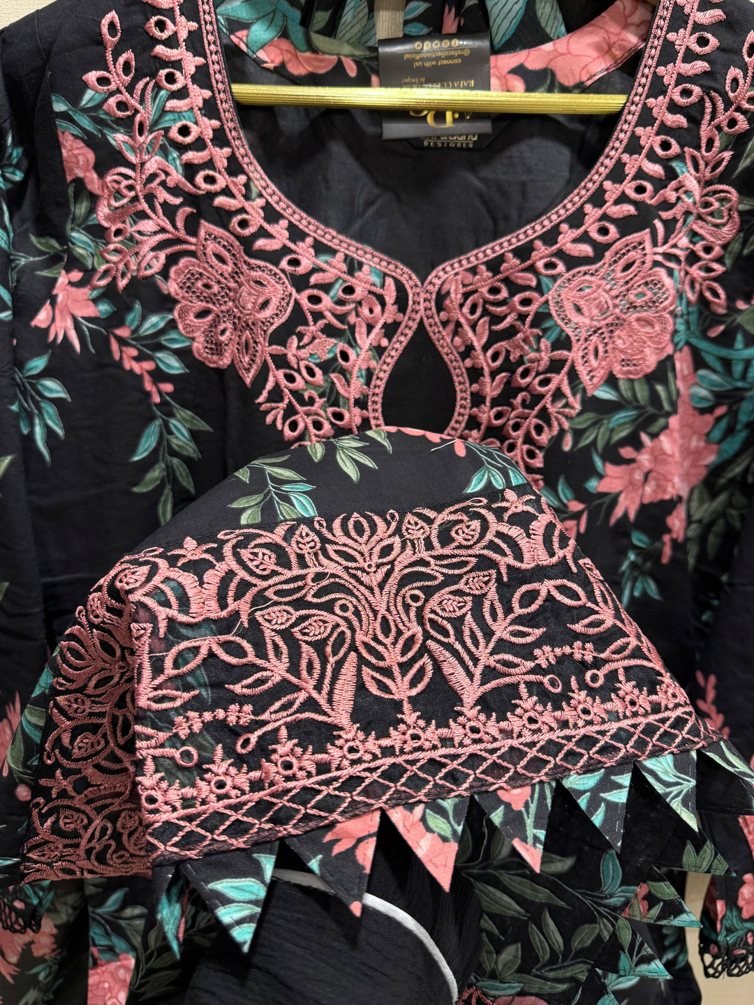 Pakistani Formals suits 3129