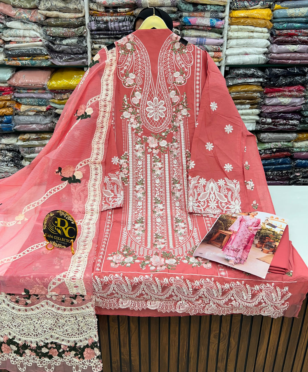 Pakistani unstitch suits 129667