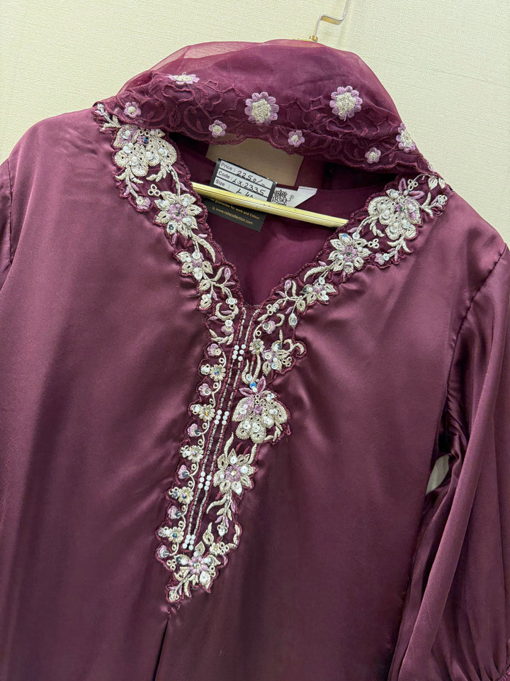Pakistani handwork 2335