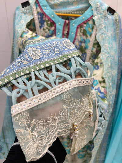 Farshi Pakistani suits 2590