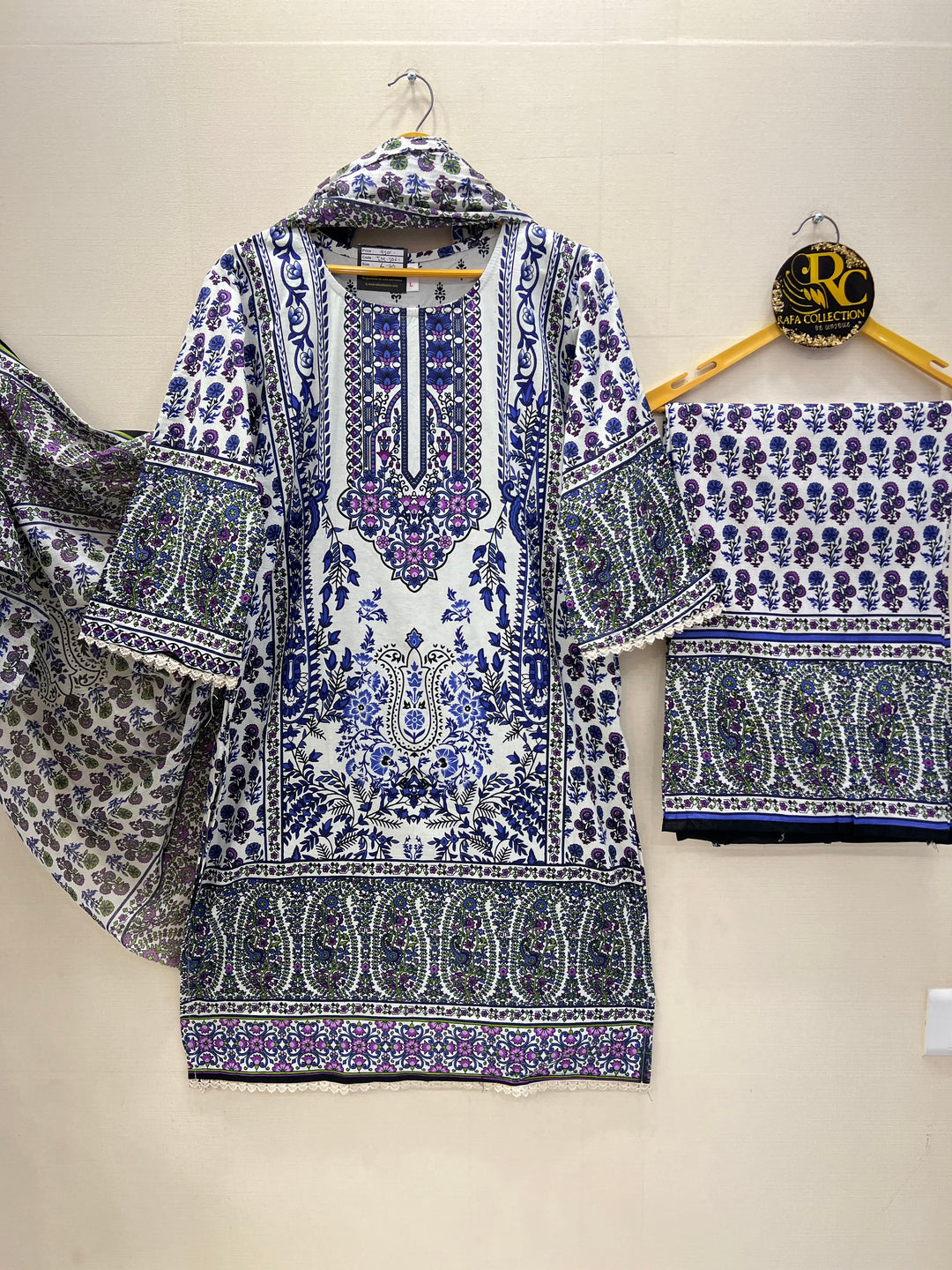 Cotton ready to wear’s suits