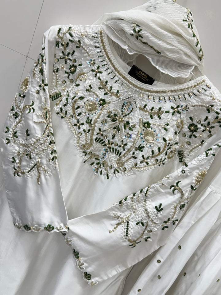 Pakistani Farshi salwar suits