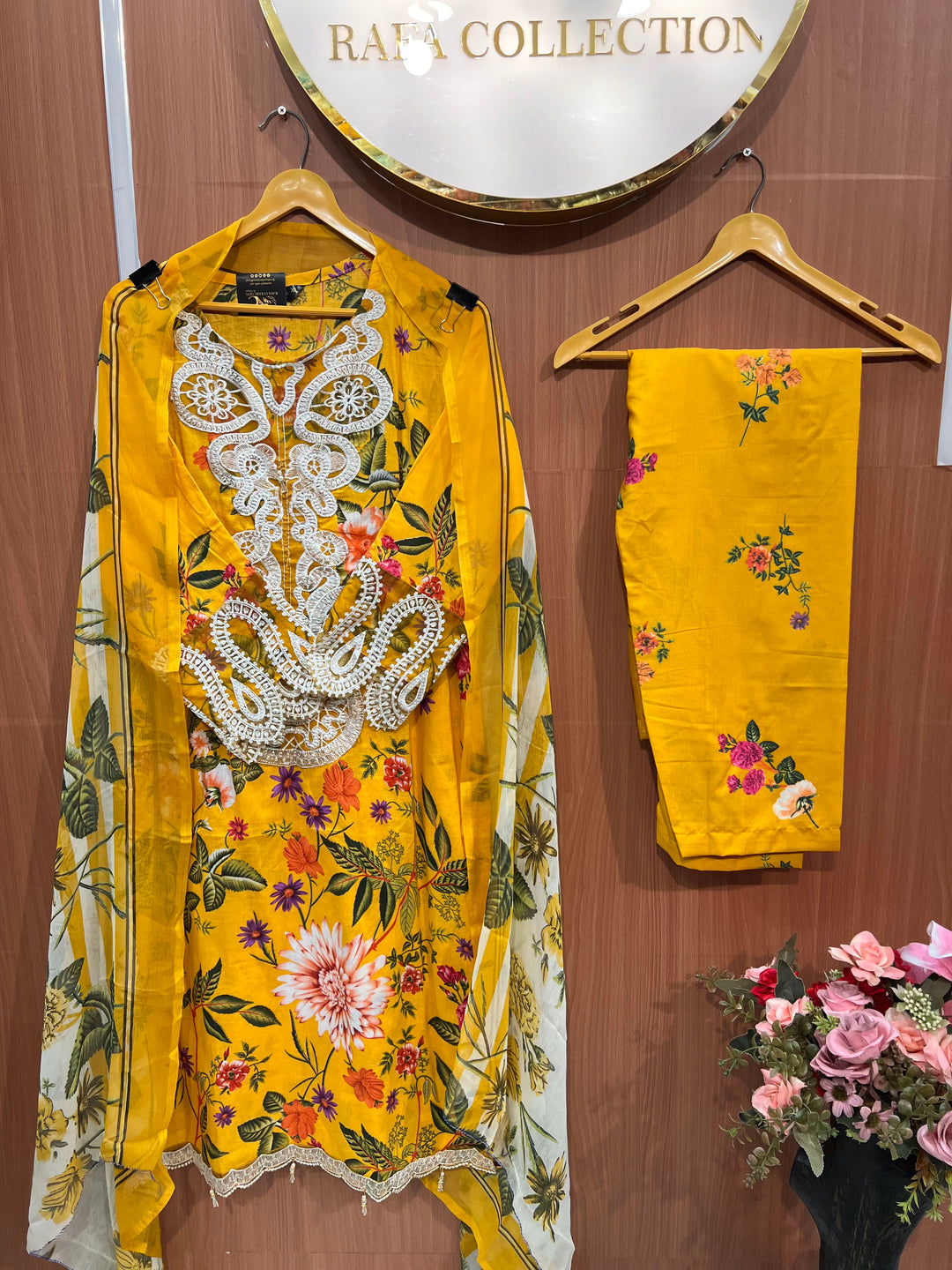 Pakistani patch work suits 2557