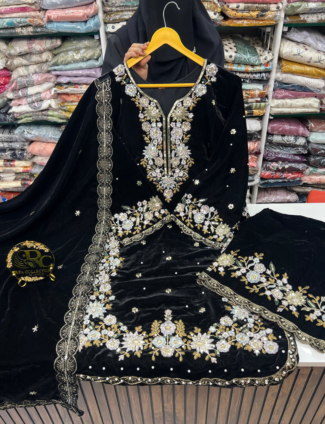 Royal Velvet Grace Suit Set 3157