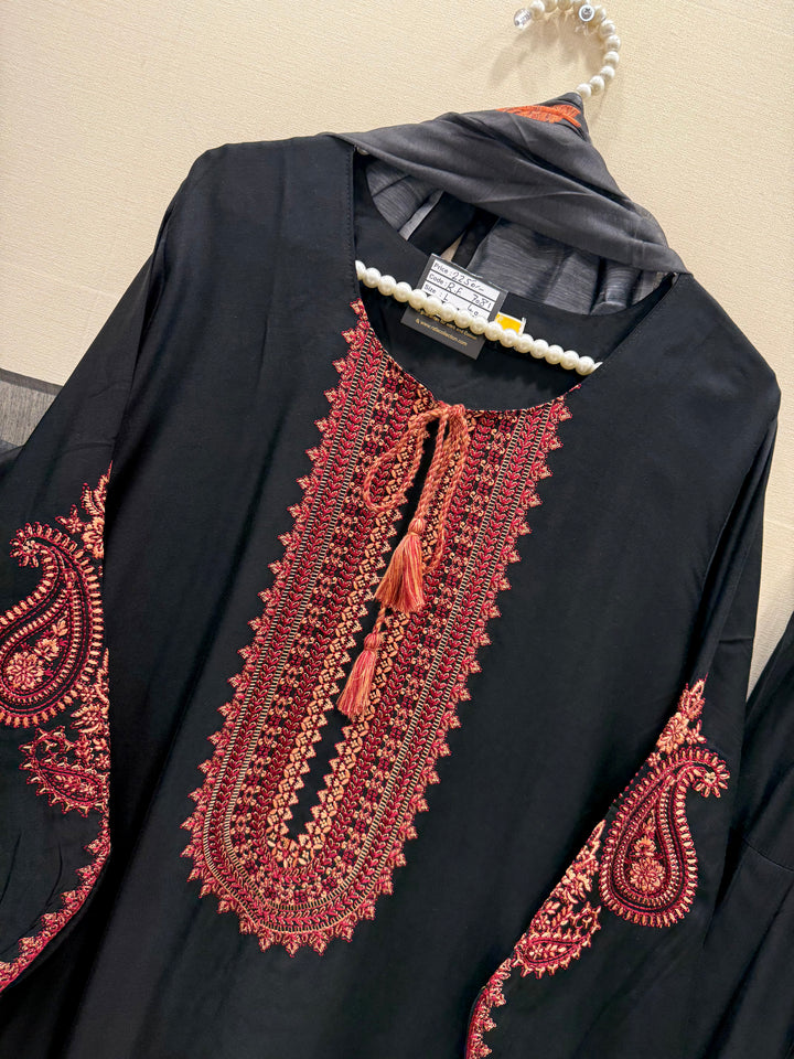 Pakistani Farshi Salwar suits