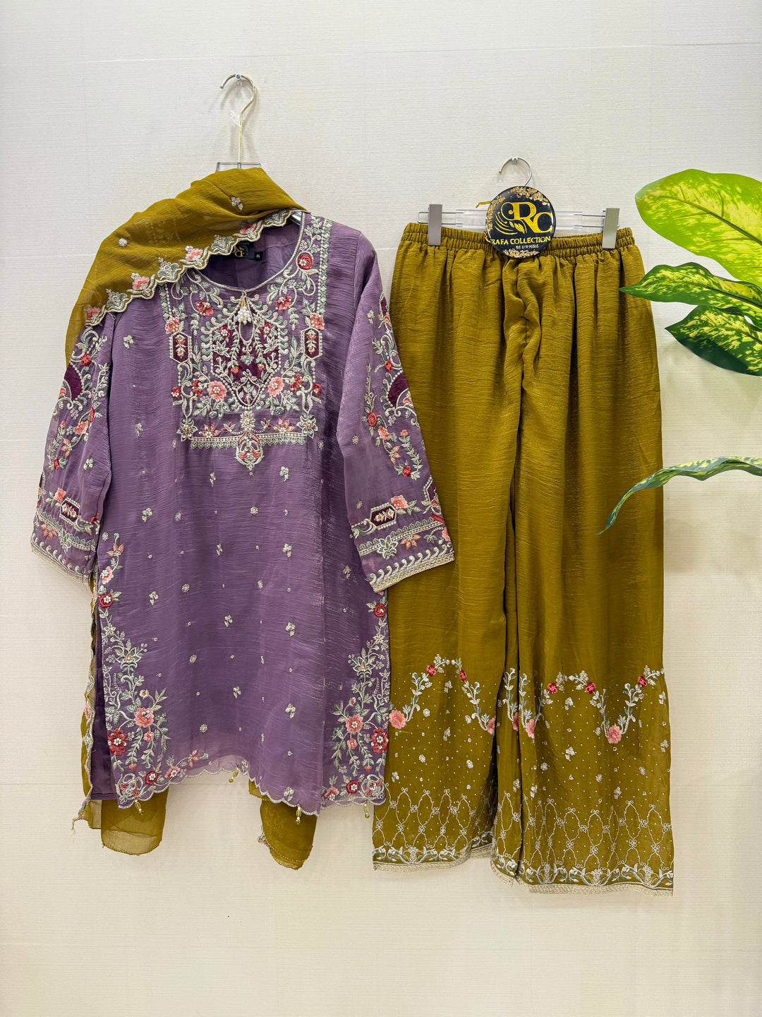 Pakistani Chiffon Sale Suits